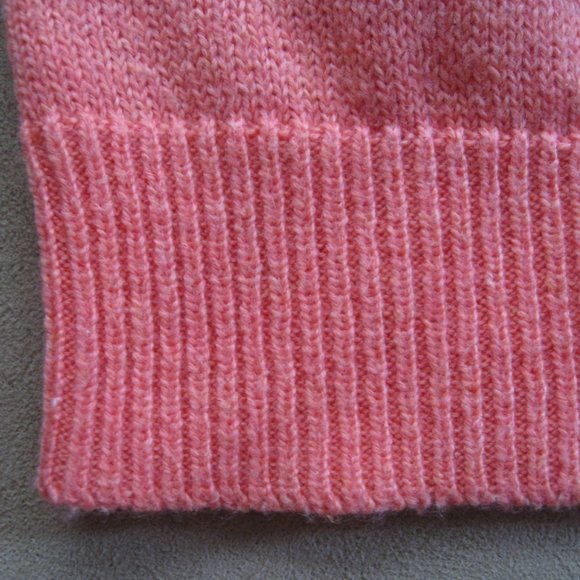 Old Navy Women's Sweater Coral Tropics Softest V-Neck Pullover Sweater Sz S/P - Picture 9 of 12